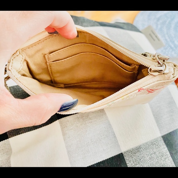 Coach Wristlet (NWOT) - Picture 3 of 3